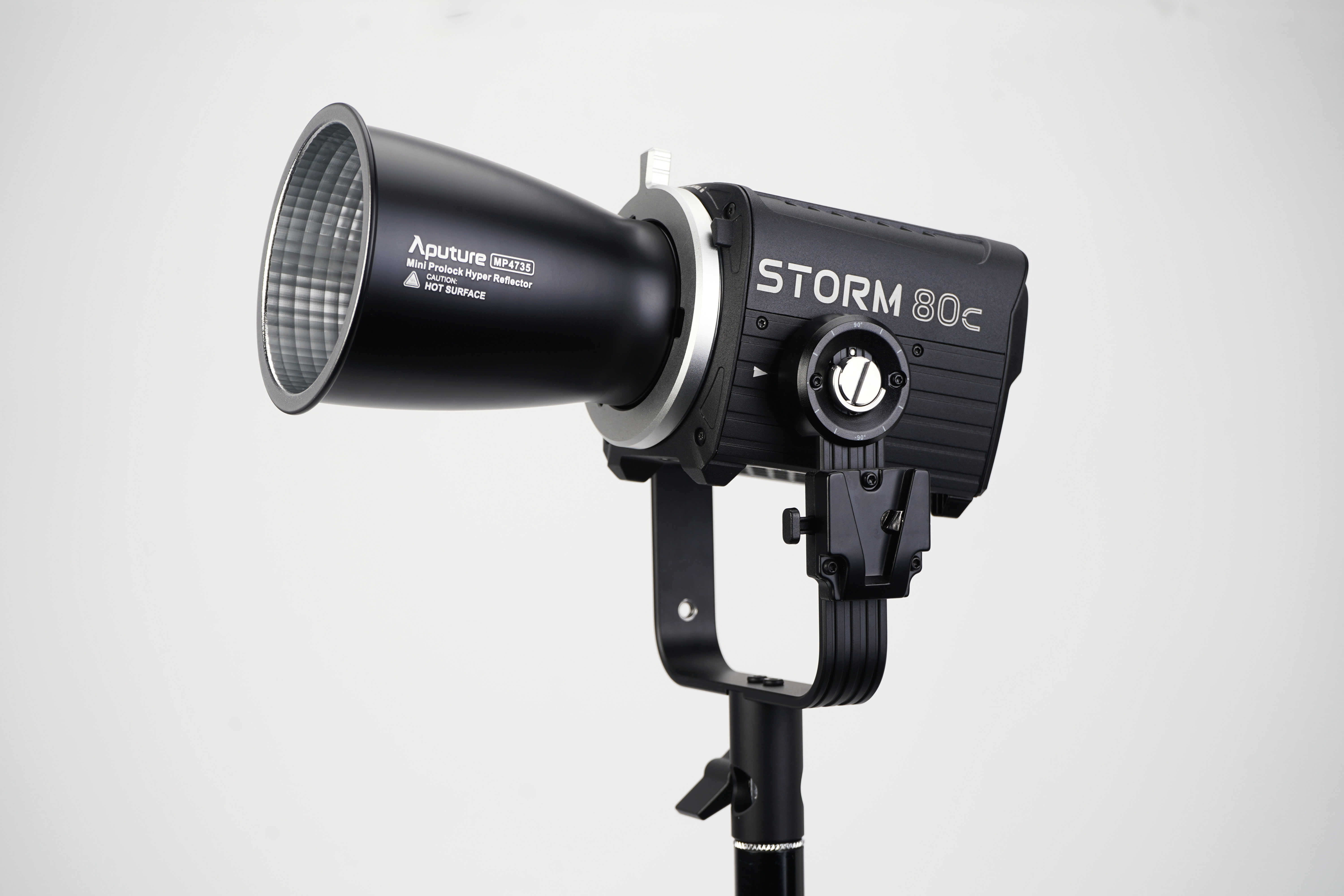 Aputure Storm 80c